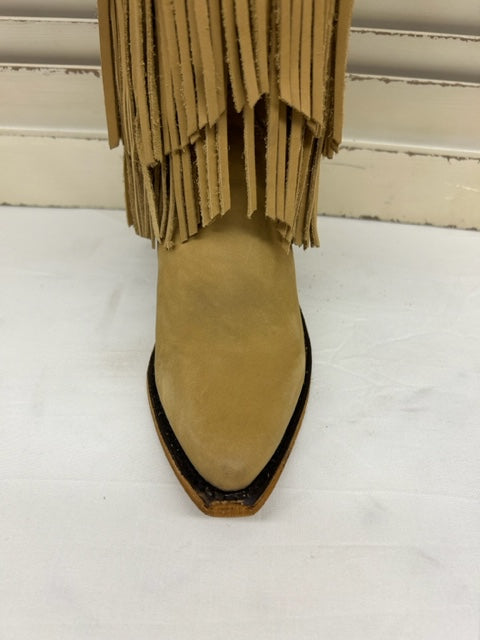 Liberty Black - 71124 Vegas Lion - Tan Fringes