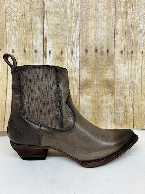 Frye - 70521 Sasha Chelsea