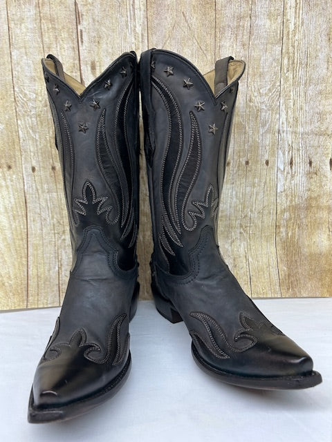Corral - C4153 Black and Grey overlay with studs and straps