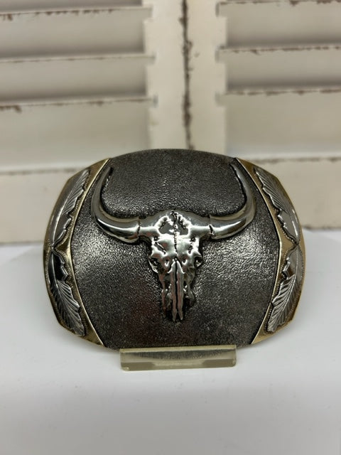 Bootmaster- HC5002 "Big Horn" Longhorn Skull with Feathers