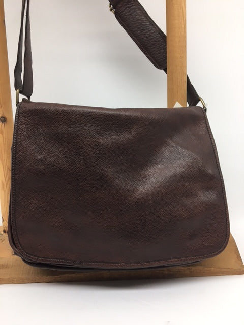 Scully - #925 Chocolate Brown Messenger Bag