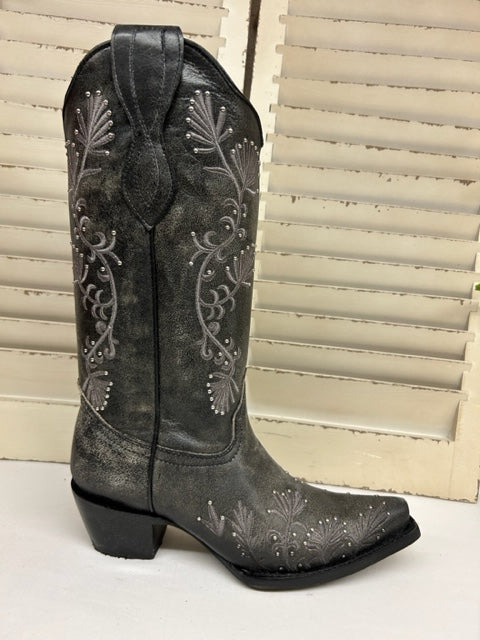 Corral - L2069 Ld Distressed Blk. Embroidery and Studs