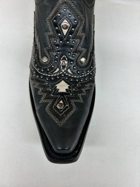Corral - C3847 Black Overlay with Studs