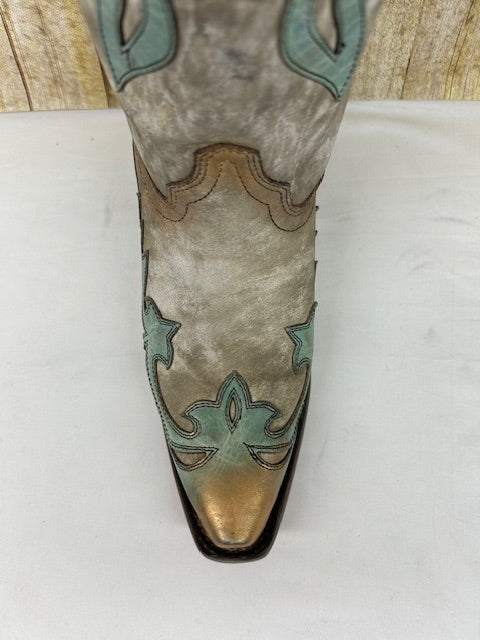 Corral - A4302 Bone/Turquoise Tall Eagle Overlay