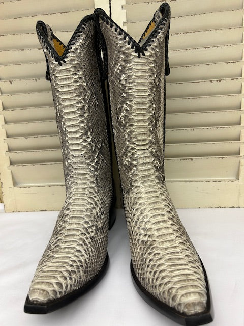 Old Gringo - M147-132  Full Python  13"